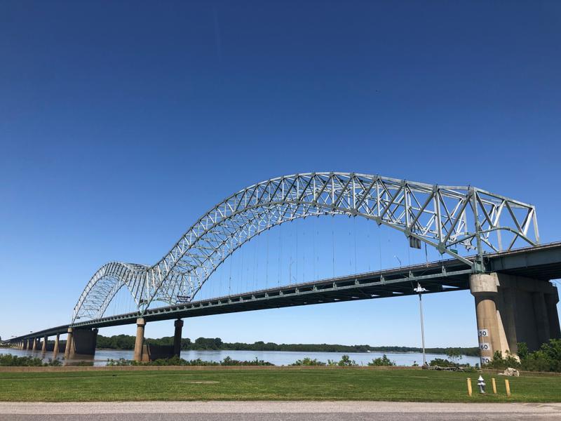 Buttigieg to visit I-40 bridge