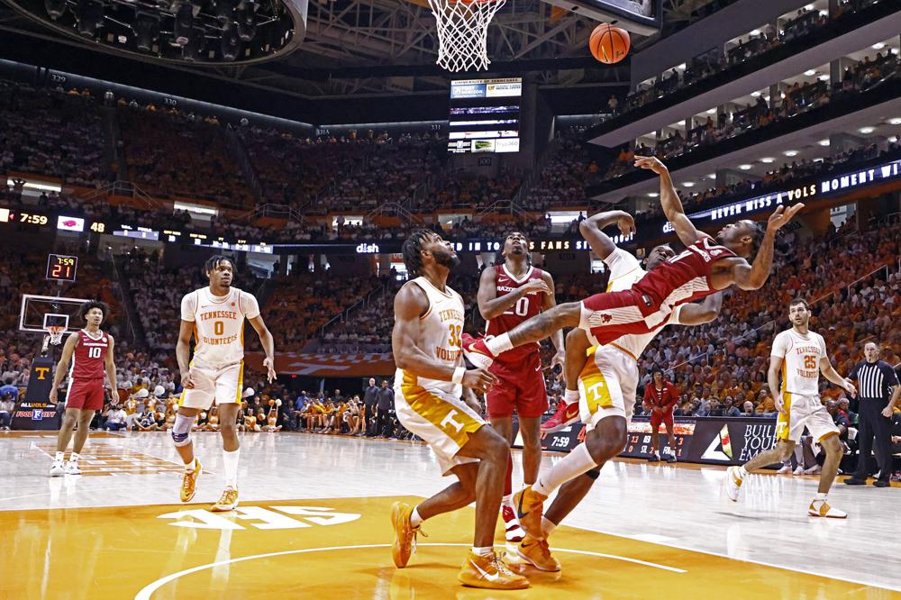 Zeigler, No. 13 Tennessee hold off No. 14 Arkansas