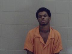 $5,000 bond set for Pine Bluff man accused of breaking into a building