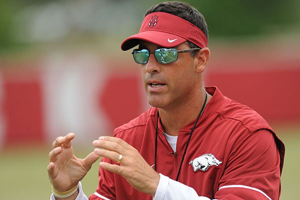 Dan Enos returns to Arkansas as OC following departure of Kendal Briles