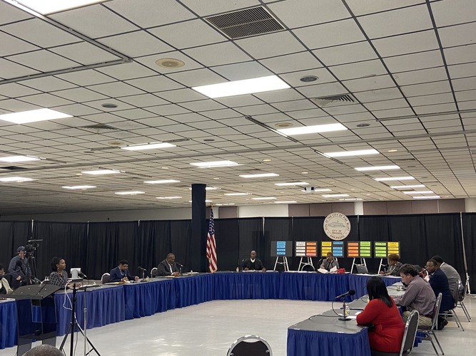 Pine Bluff City Council holds first meeting of the year; Swears in newly elected members