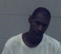 Pine Bluff man has bond for $10k after allegedly threatening a woman with a shovel