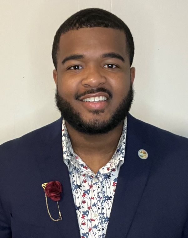 Cameron McCaskil announces he is running as an Independent candidate for PB Mayor