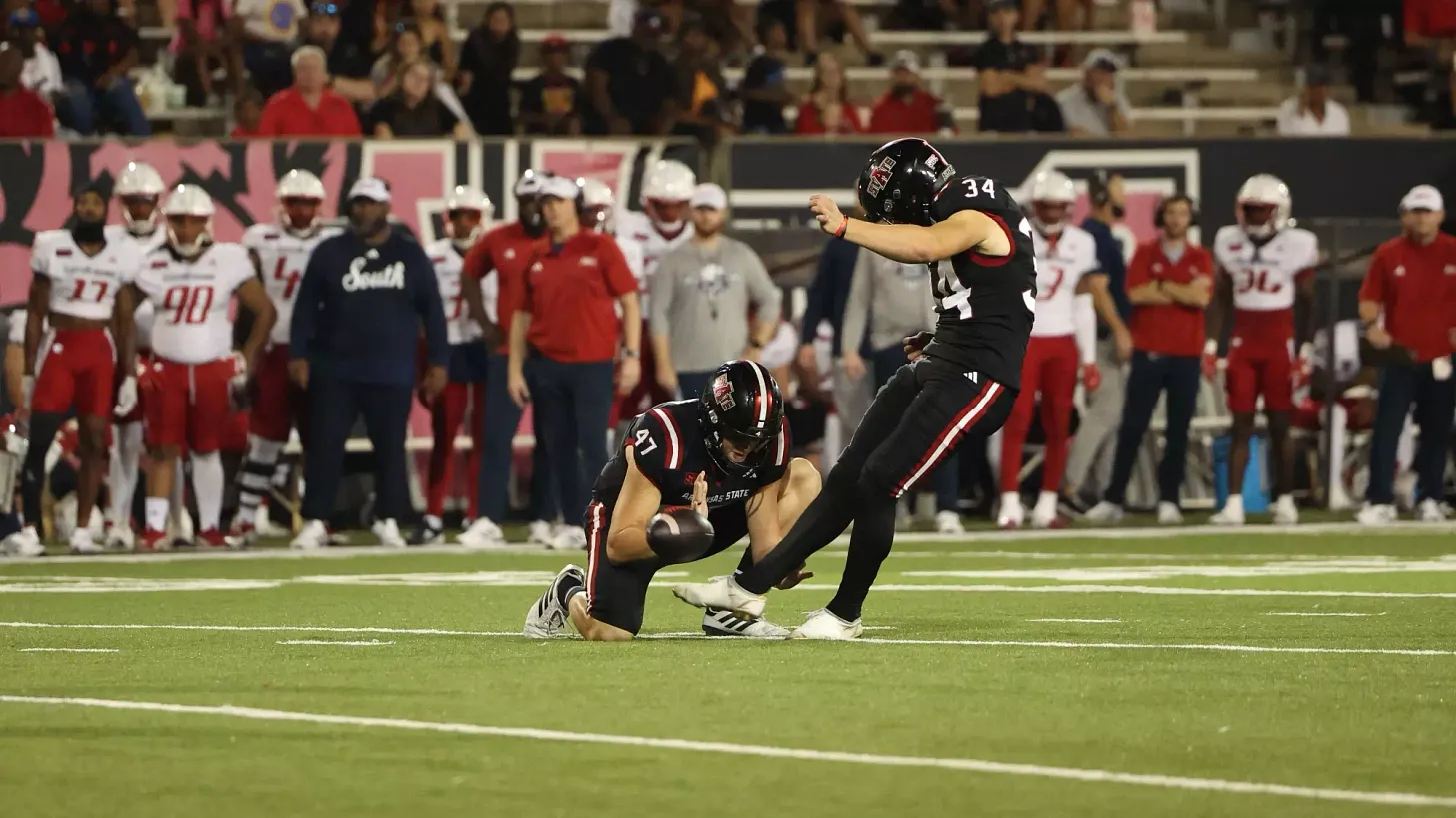 Arkansas States Clune Van Andel Leads Sun Belt Preseason Honors with Special Teams Award