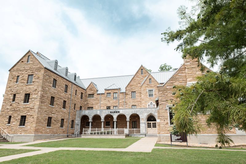 UAM-Harris-Hall
